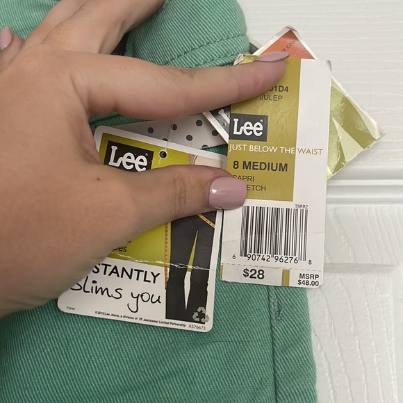 Lee 8 capri seafoam green with stretch - Picture 3 of 7
